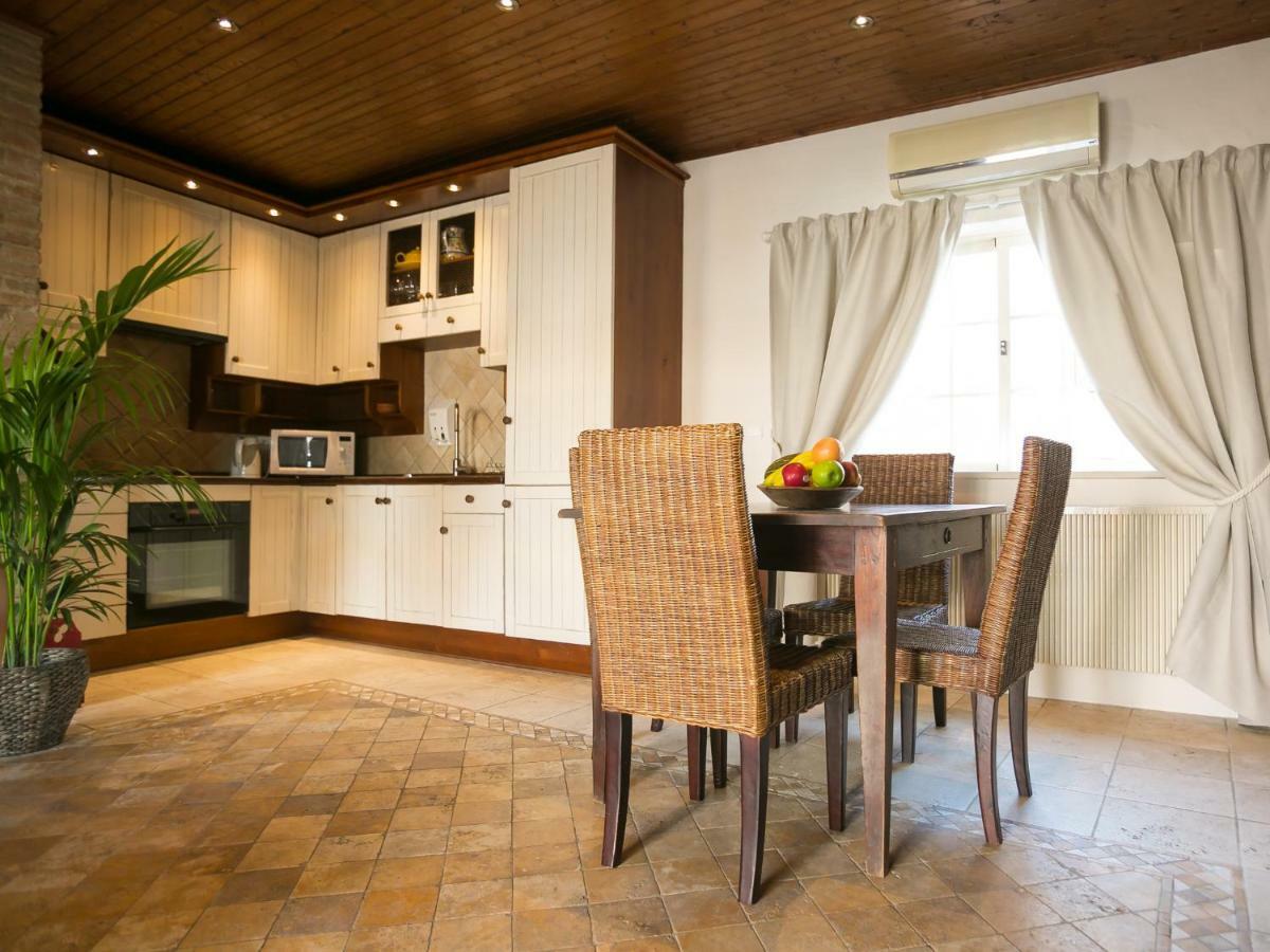 Carvoeiro Beach Duplex Екстериор снимка